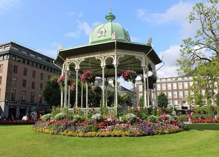 Moderne Midt I Bykjernen *