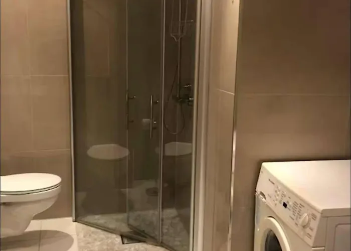 Moderne Midt I Bykjernen Leilighet